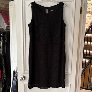 Black Lace Sleeveless Dress